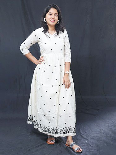 Chandrika Off-White