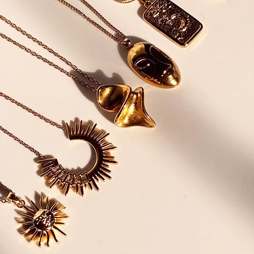 Flossy Feathers