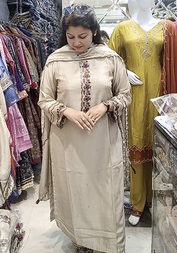 Pragati Kurtis