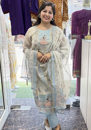 Pragati Kurtis