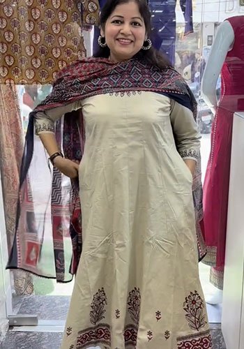 Pragati Kurtis
