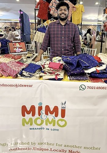 Mimi & Momo
